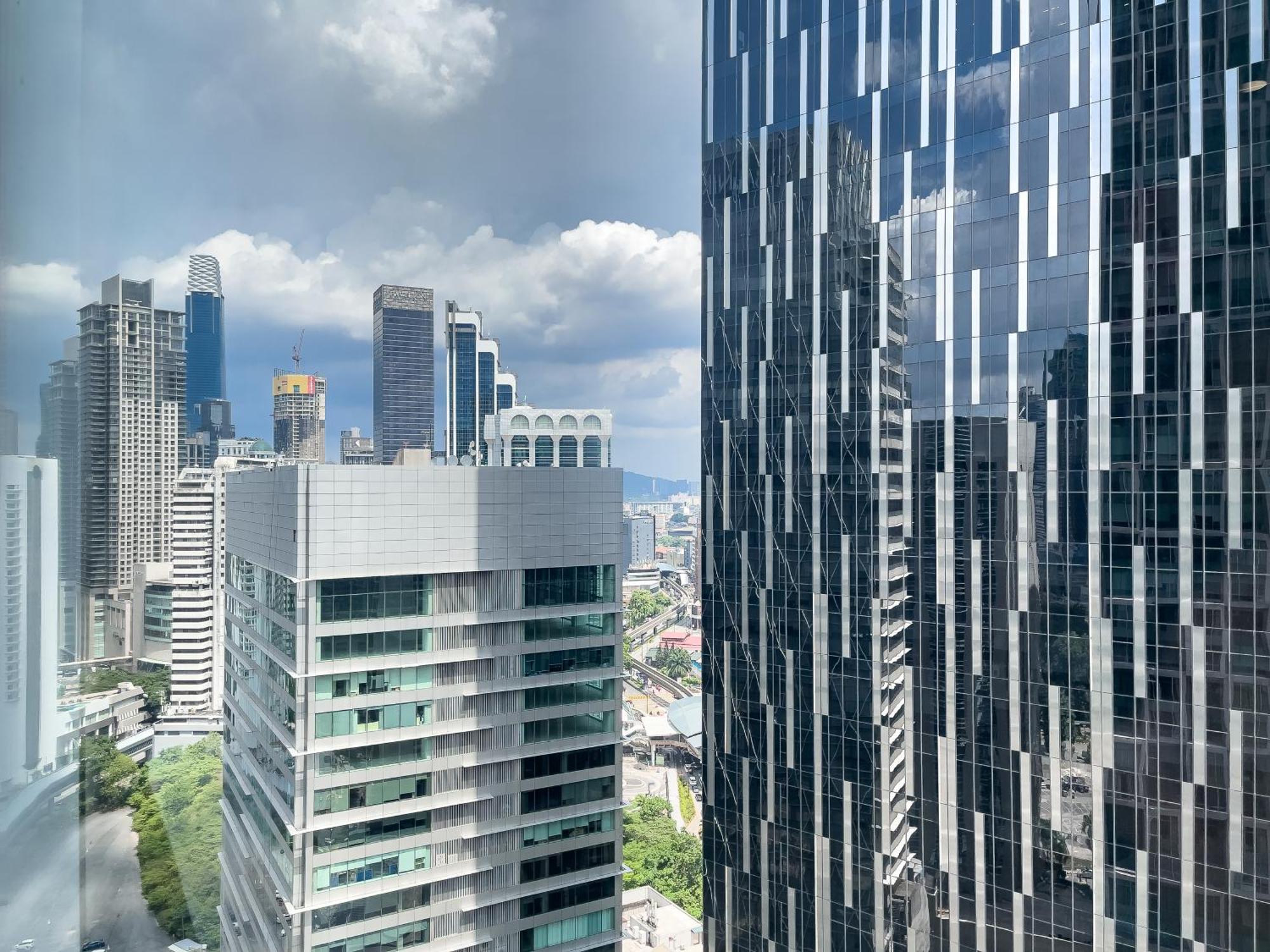 Soho Suites Klcc By Rest Kuala Lumpur Exteriör bild